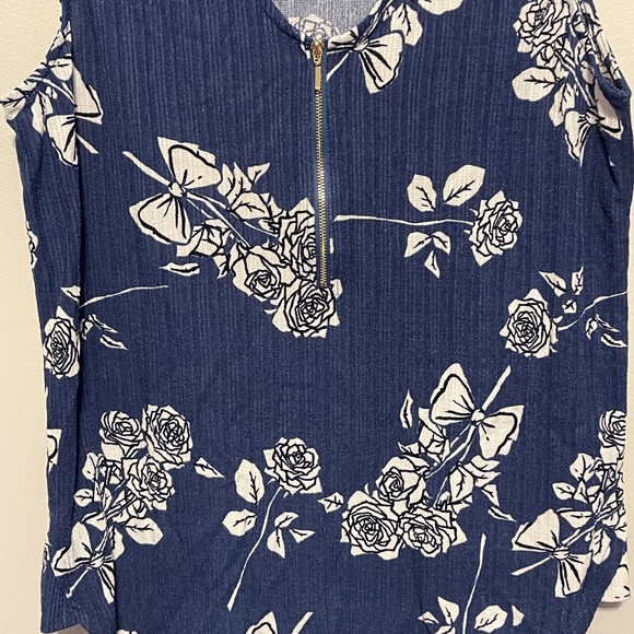 Lularoe Zipper Tank Top - Picture 4 of 4